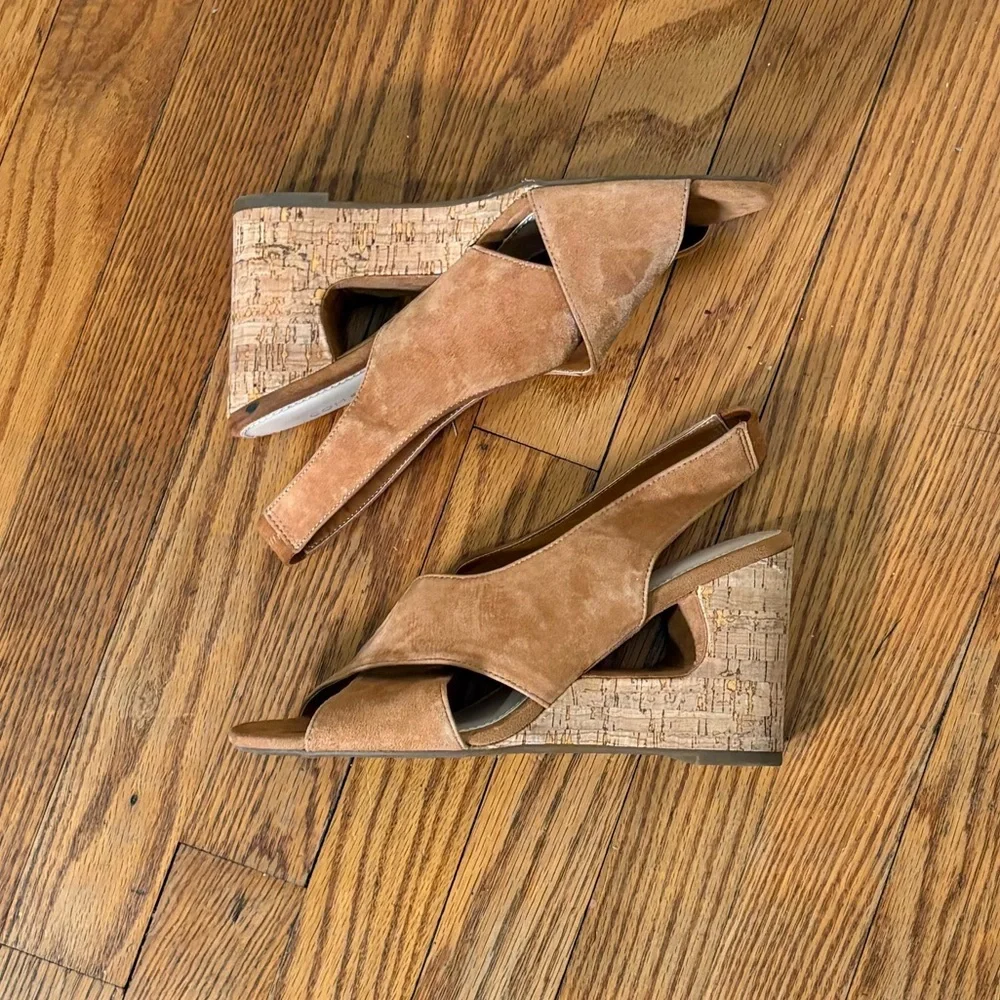 Com & Sens Missy Slingback Suede Cork Wedge Sandal Shoe Tan‎ size 7.5